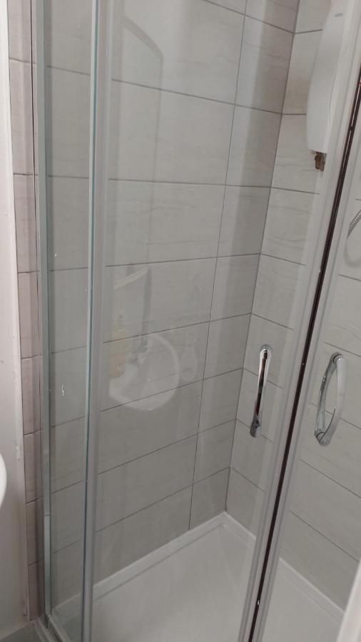 Midtown Guesthouse Ливърпул Екстериор снимка